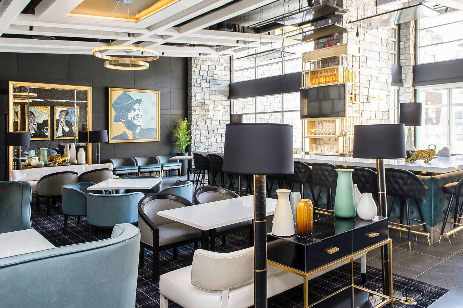 Chairman's Steakhouse Lounge 3