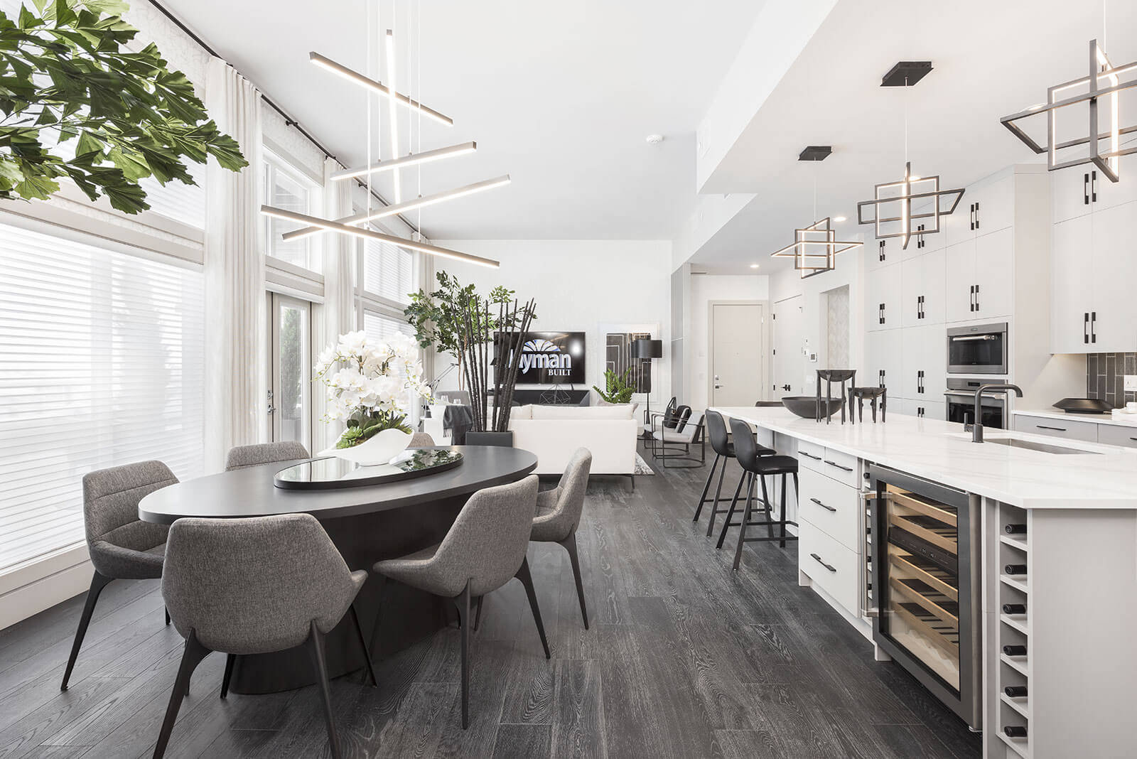 Reflection Dining, Kitchen & Living Room